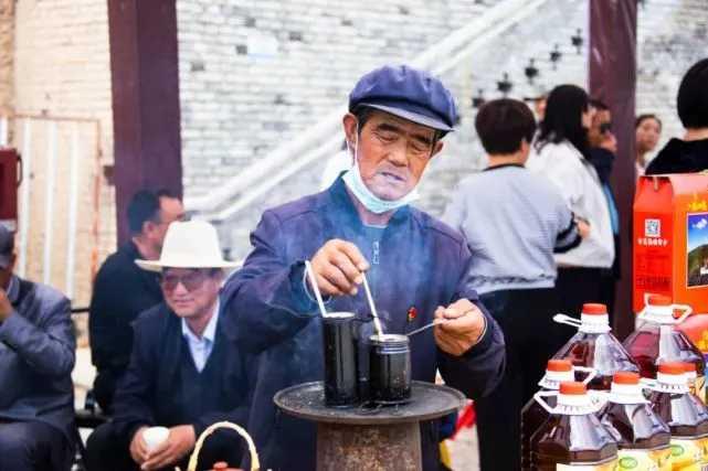 隆德县首届罐罐茶制作大赛精彩来袭! 隆德县首届罐罐茶制作大赛精彩来袭!